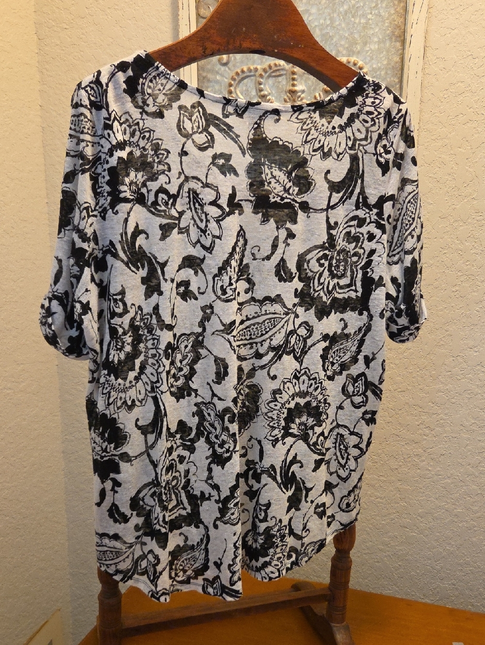 Ralph Lauren Black and White Floral Linen Short Sleeve Tee Size 2X - Picture 3 of 8